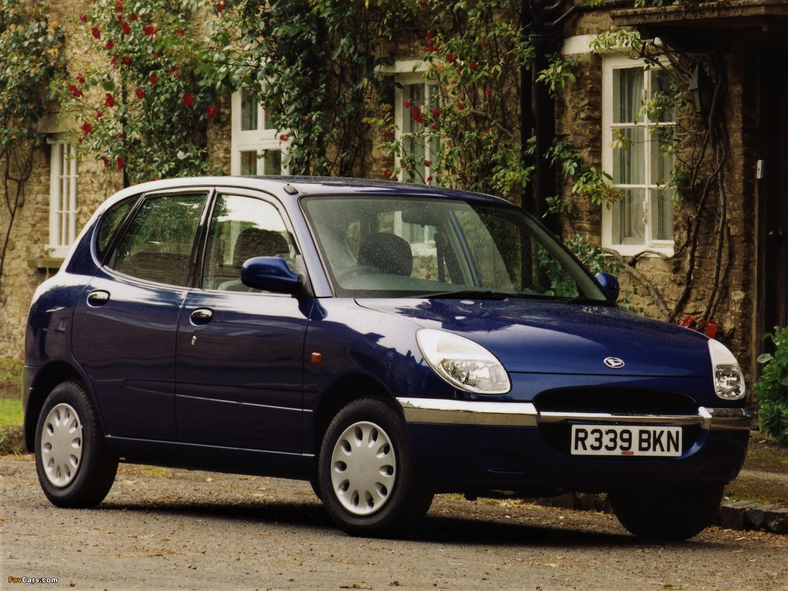 Pictures of Daihatsu Sirion UK-spec 1998–2001 (1600 x 1200)