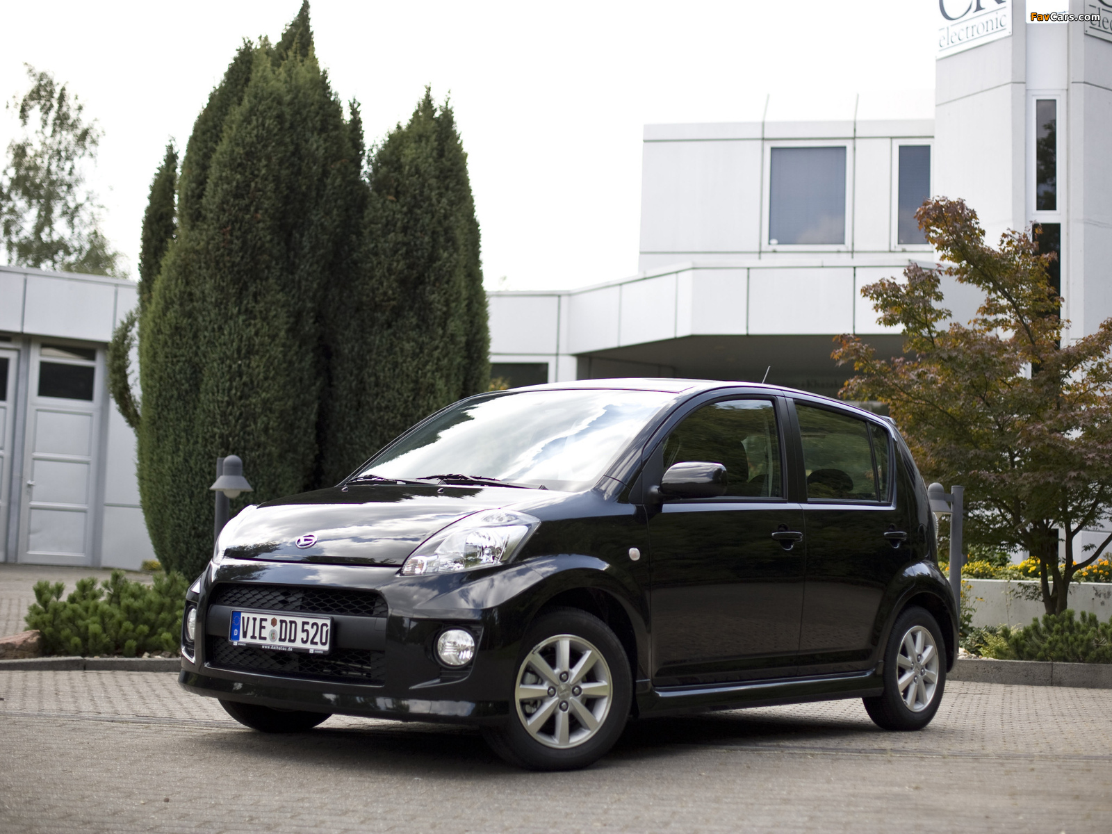 Pictures of Daihatsu Sirion 2007 (1600 x 1200)