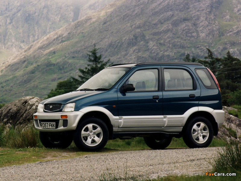 Photos of Daihatsu Terios Plus UK-spec 1997–2000 (800 x 600)