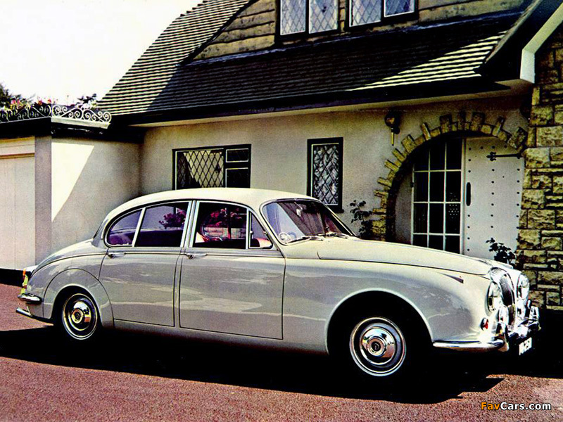 Daimler V8 250 1962–69 pictures (800 x 600)