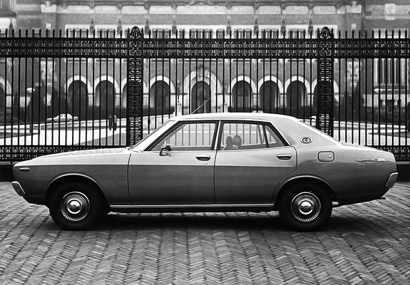 Images of Datsun 200L (C130) 1972–77