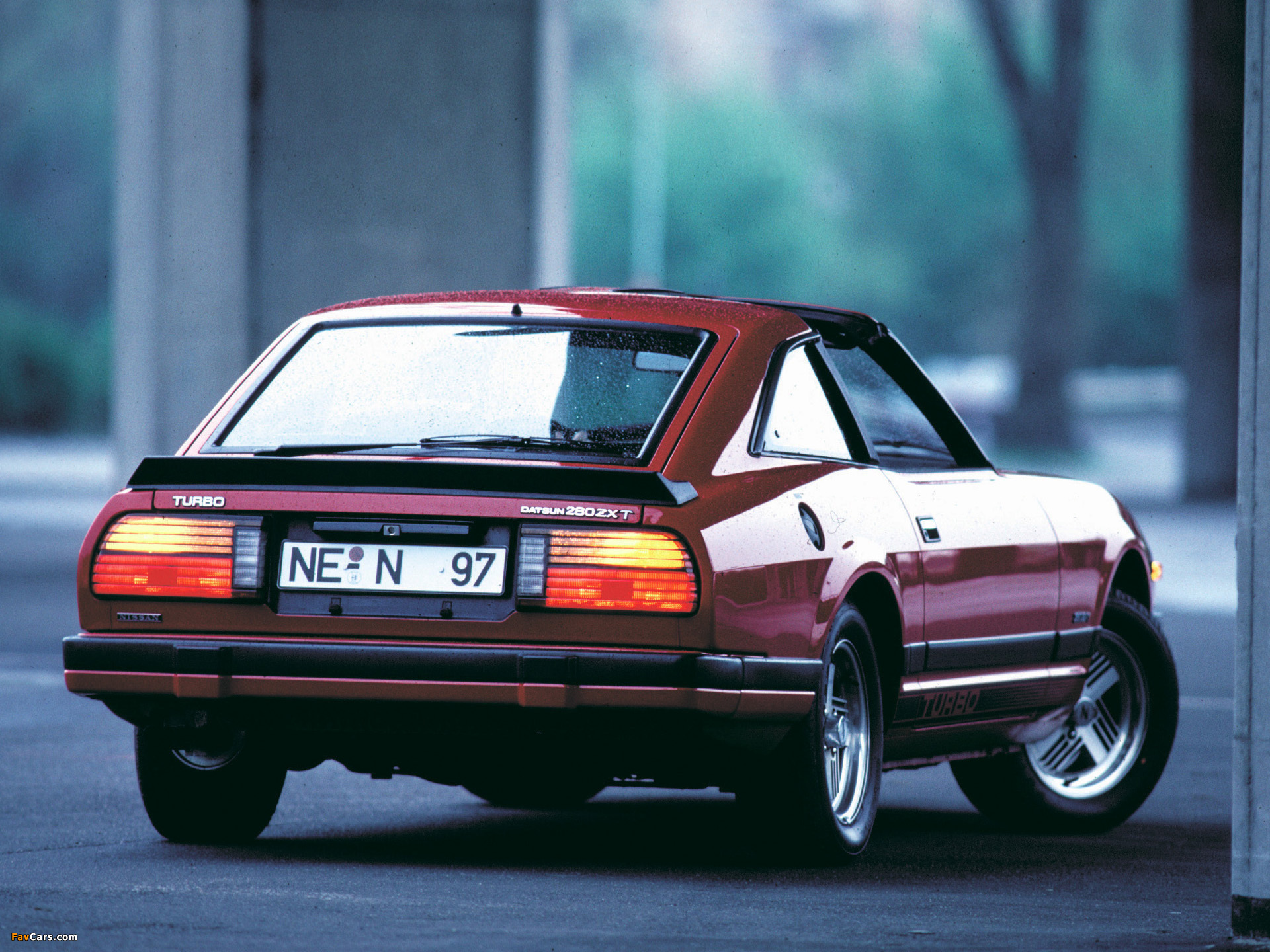 Photos of Datsun 280ZX 2by2 T-Roof (GS130) 1980–83 (1920 x 1440)