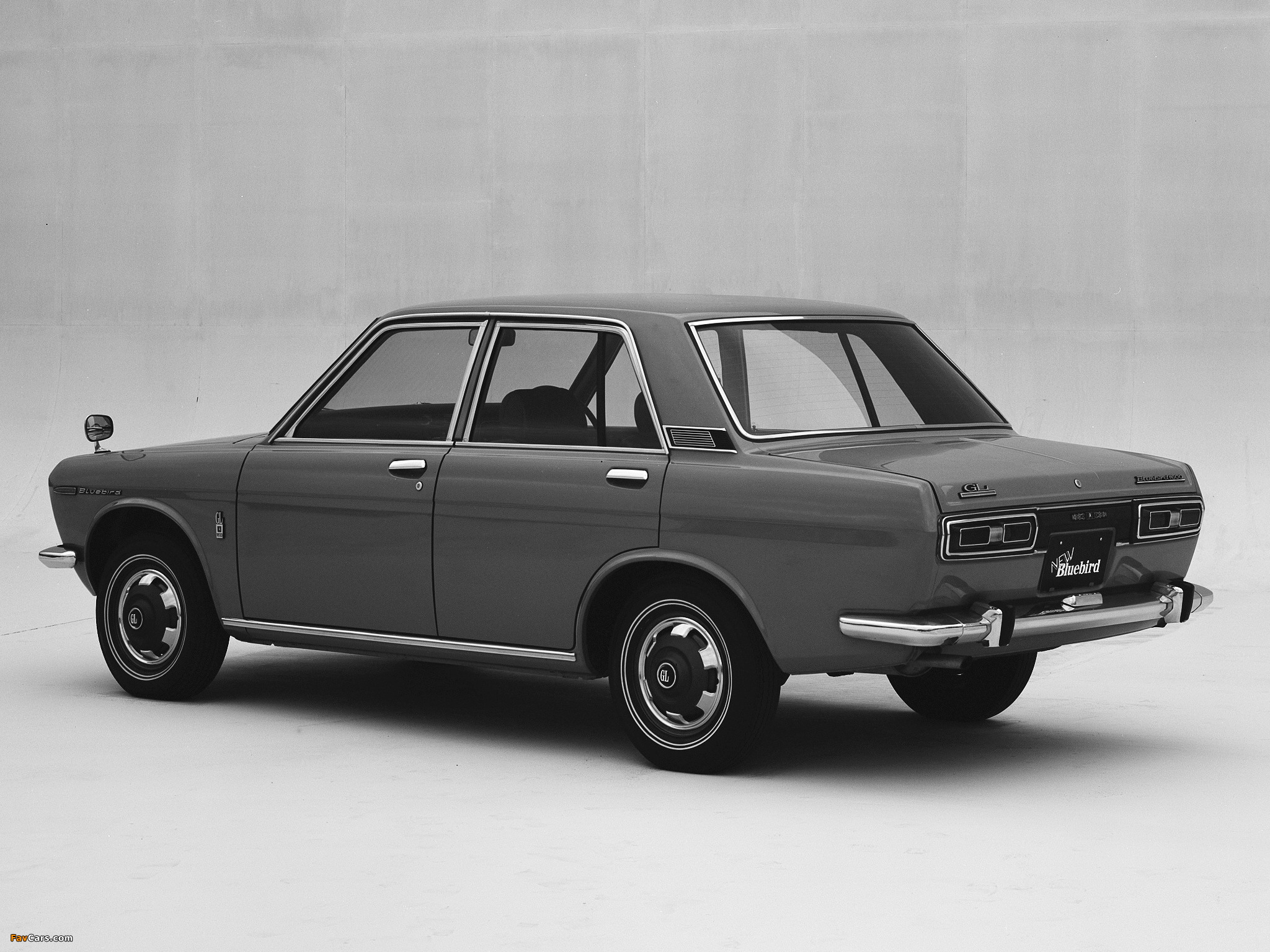 Datsun Bluebird 4-door Sedan (510) 1967–72 photos (2048 x 1536)