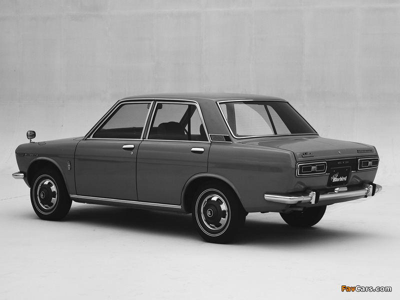 Datsun Bluebird 4-door Sedan (510) 1967–72 photos (800 x 600)