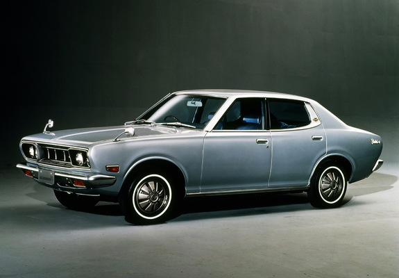 Images of Datsun Bluebird U Sedan (610) 1971–73