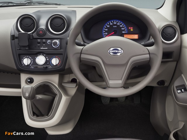 Pictures of Datsun GO+ 2014 (640 x 480)