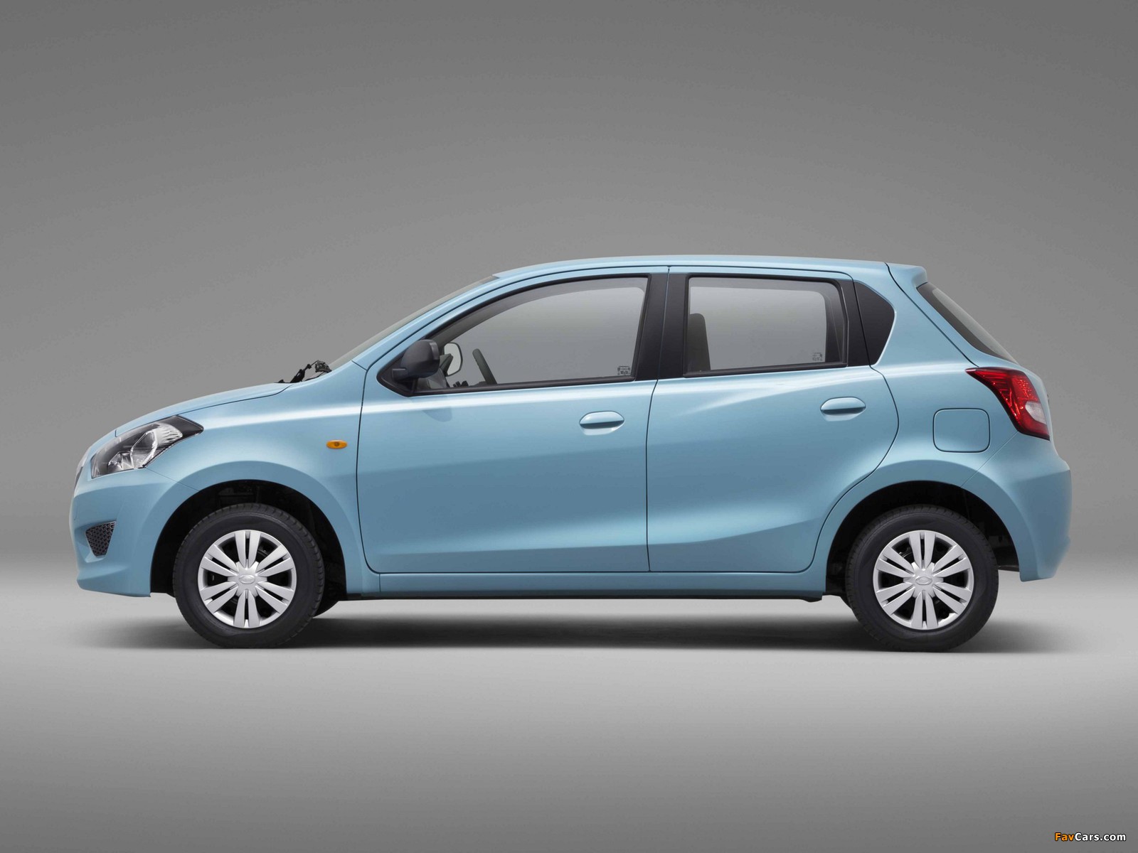 Datsun GO 2014 wallpapers (1600 x 1200)