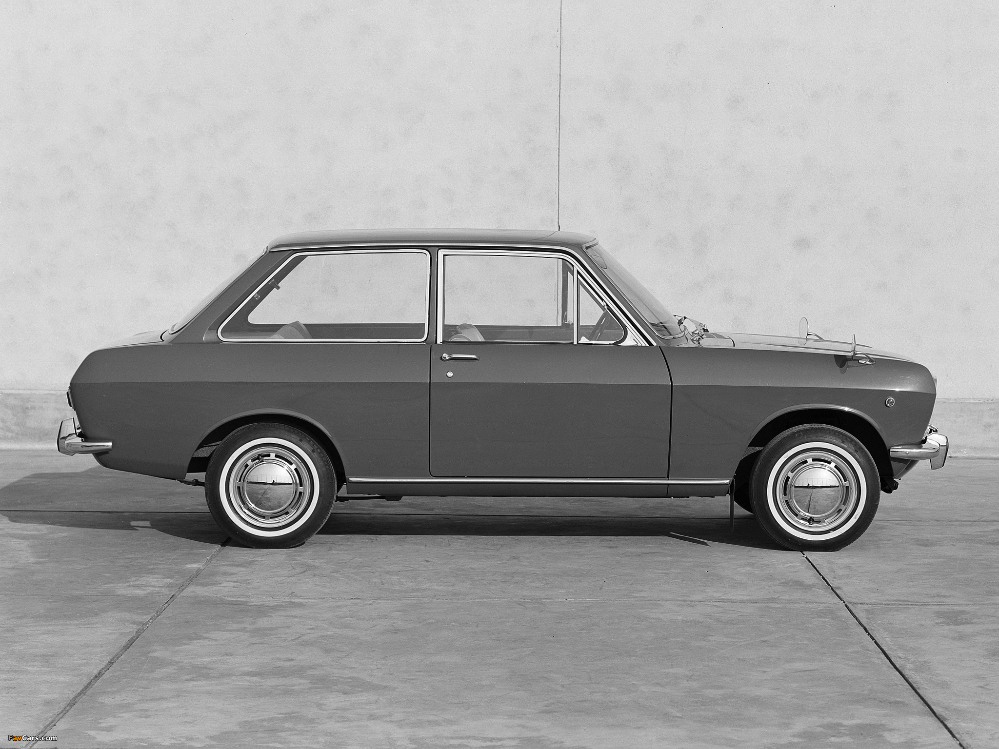 Datsun Sunny 2-door Sedan (B10) 1966–70 pictures (2048 x 1536)