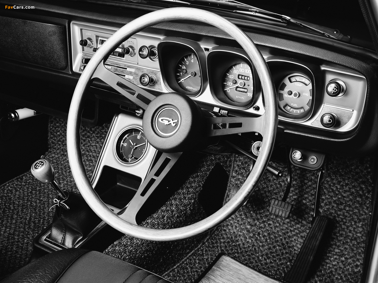 Images of Datsun Sunny 2-door Sedan (B110) 1970–73 (1280 x 960)