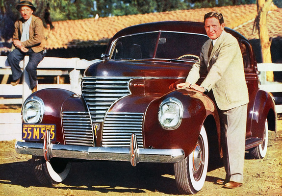 DeSoto Deluxe 4-door Touring Sedan 1939 wallpapers