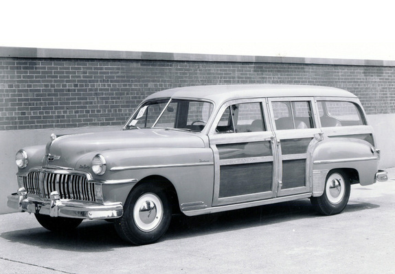 Pictures of DeSoto Deluxe Station Wagon 1949