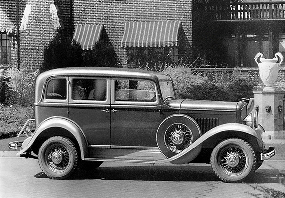 DeVaux 80 Custom Sedan 1931–32 wallpapers