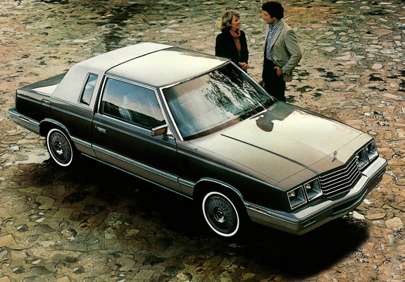 Photos of Dodge 400 Coupe 1982–83
