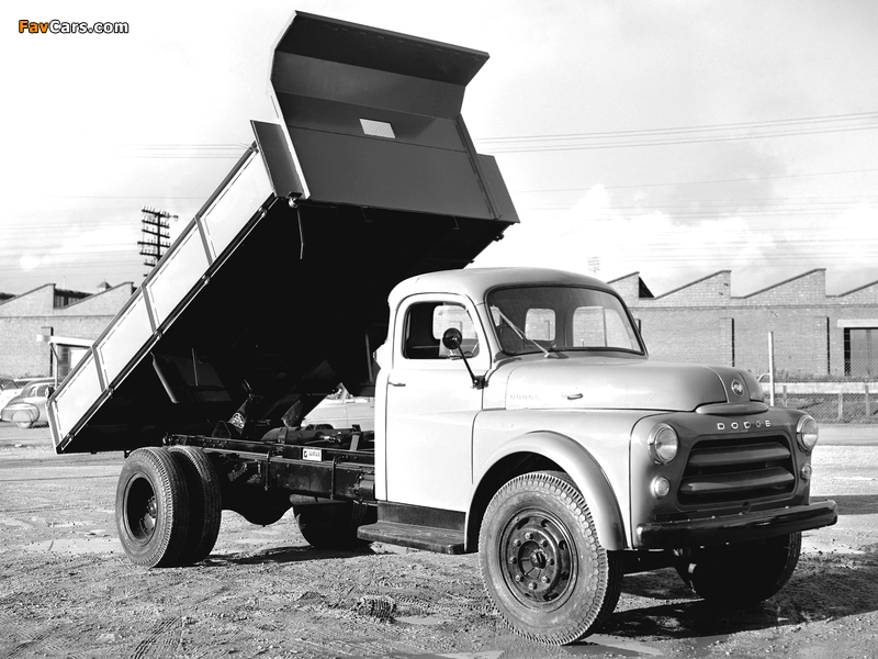 Photos of Dodge 8-65 AD Dump Truck 1955–58 (800 x 600)