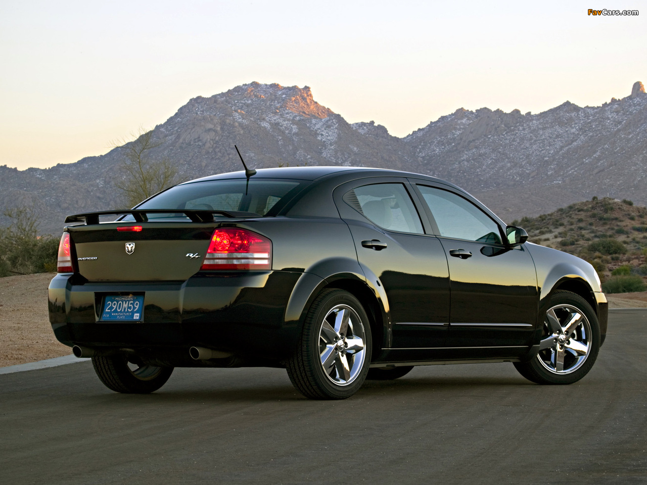 Pictures of Dodge Avenger R/T (JS) 2007–10 (1280 x 960)