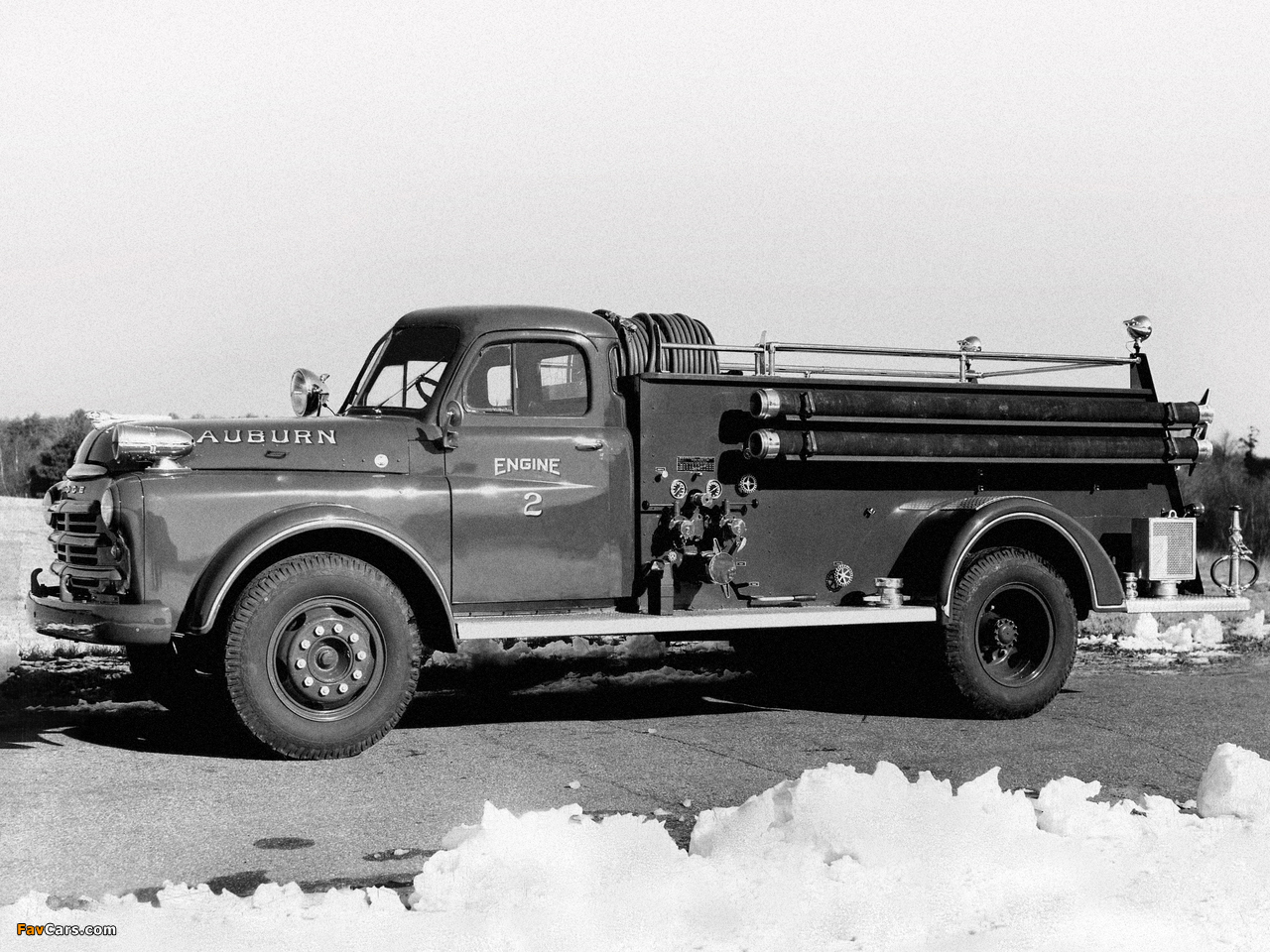 Photos of Dodge Job-Rated Pumper by Maxim (B-1-V/VA) 1949 (1280 x 960)