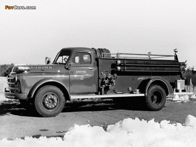 Photos of Dodge Job-Rated Pumper by Maxim (B-1-V/VA) 1949 (640 x 480)