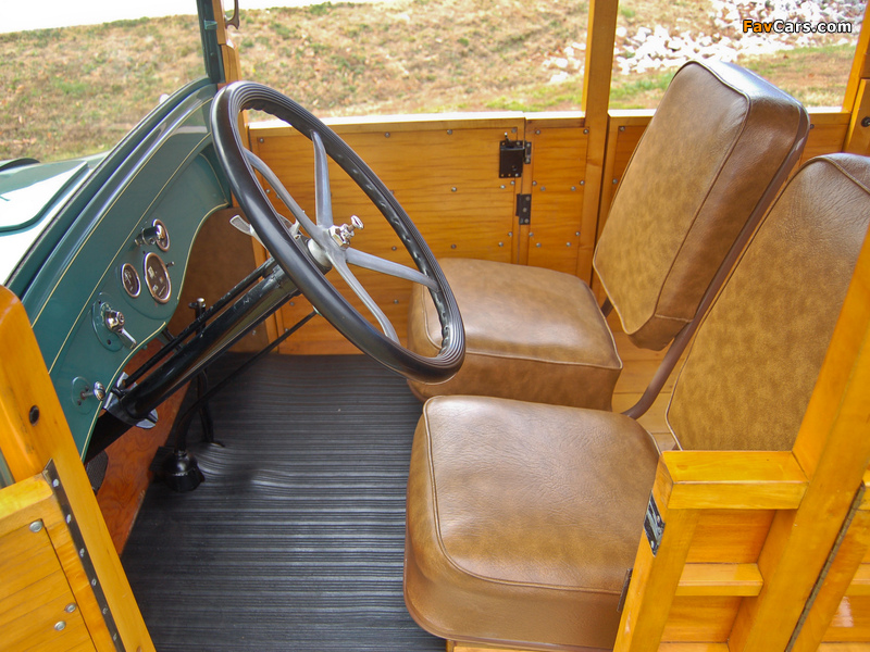 Dodge Brothers Suburban by Cantrell 1926 photos (800 x 600)