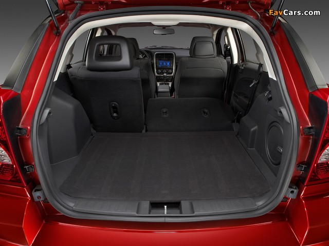 Dodge Caliber SXT 2009–11 wallpapers (640 x 480)