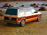 Dodge Caravan 1984–87 wallpapers