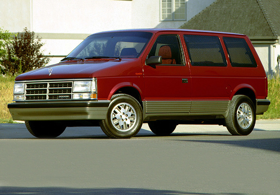 Dodge Caravan 1987–90 images