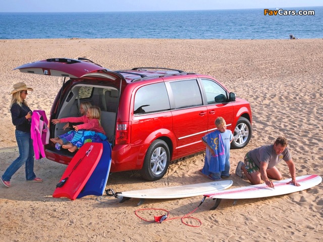 Dodge Grand Caravan 2007–10 images (640 x 480)