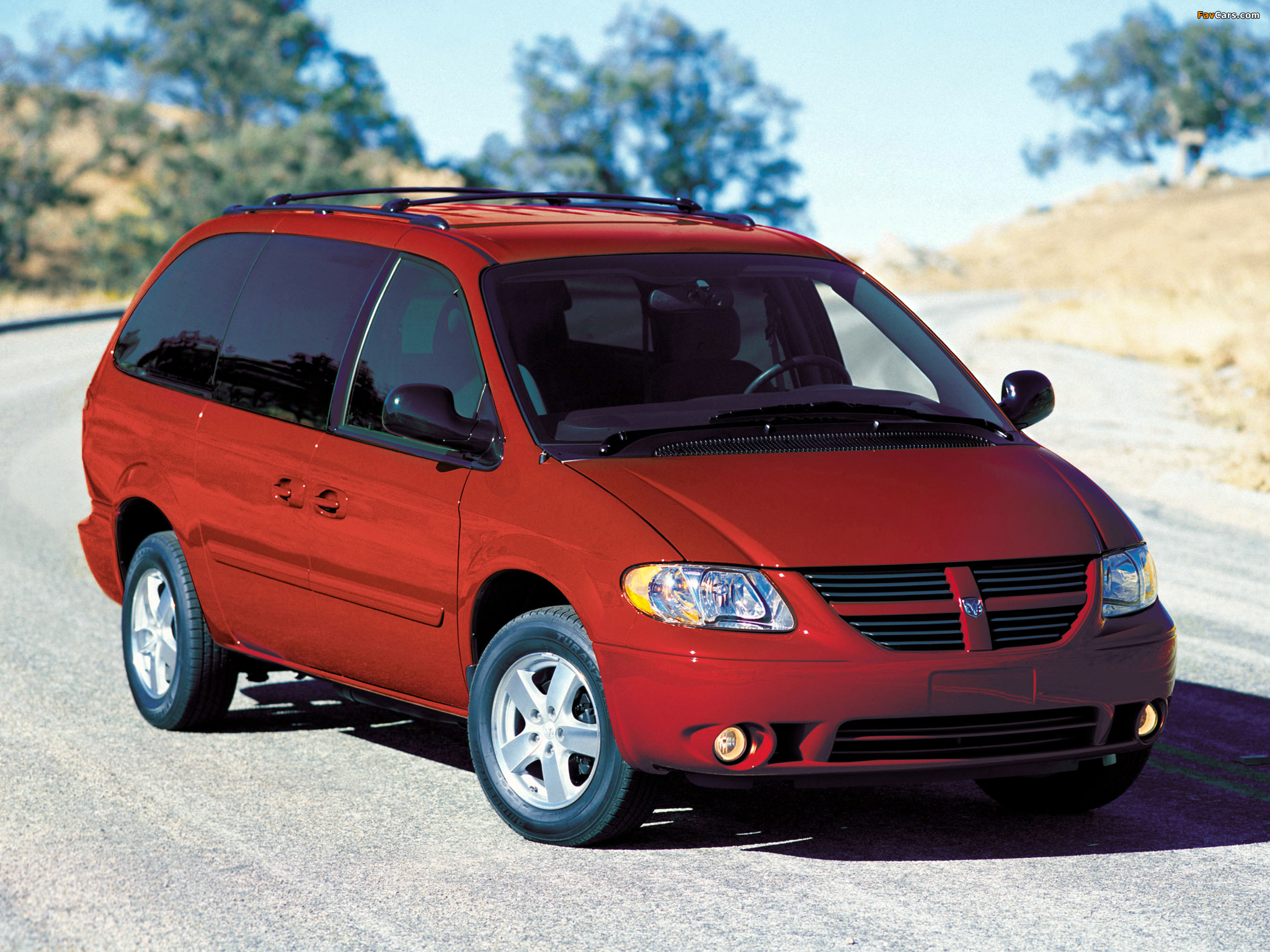 Images of Dodge Grand Caravan 2004–07 (2048 x 1536)
