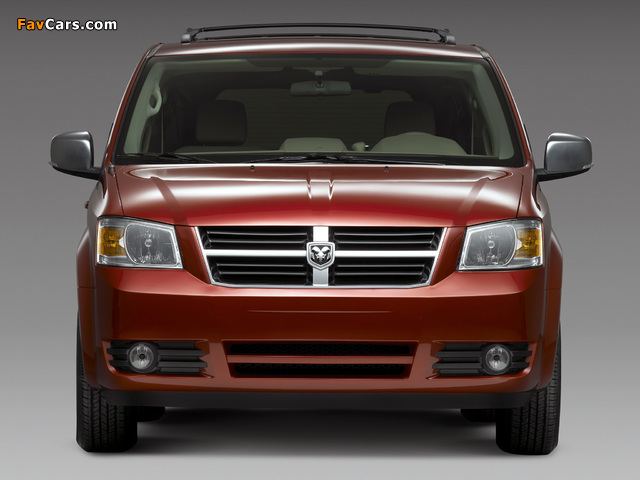 Pictures of Dodge Grand Caravan 2007–10 (640 x 480)