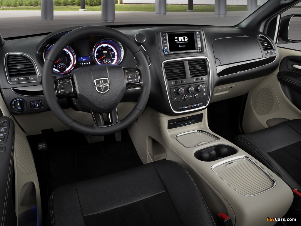 Pictures of Dodge Grand Caravan 30th Anniversary 2013 (1024 x 768)