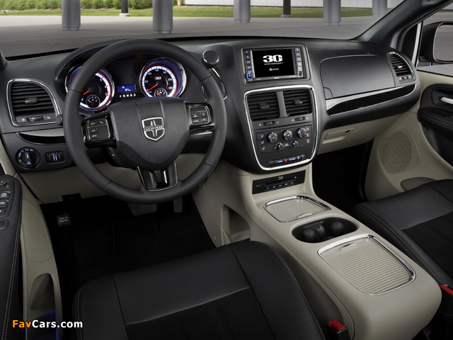 Pictures of Dodge Grand Caravan 30th Anniversary 2013 (640 x 480)