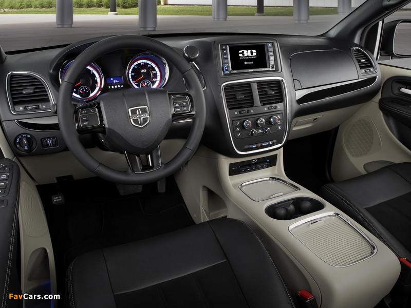 Pictures of Dodge Grand Caravan 30th Anniversary 2013 (800 x 600)