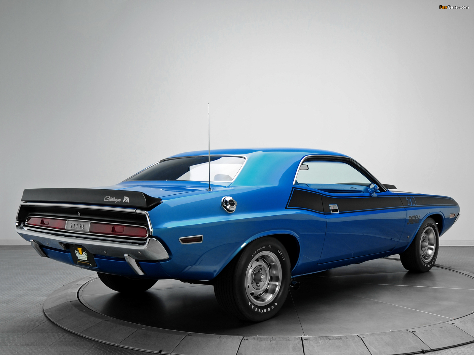 Dodge Challenger T/A 340 Six Pack 1970 pictures (1600 x 1200)