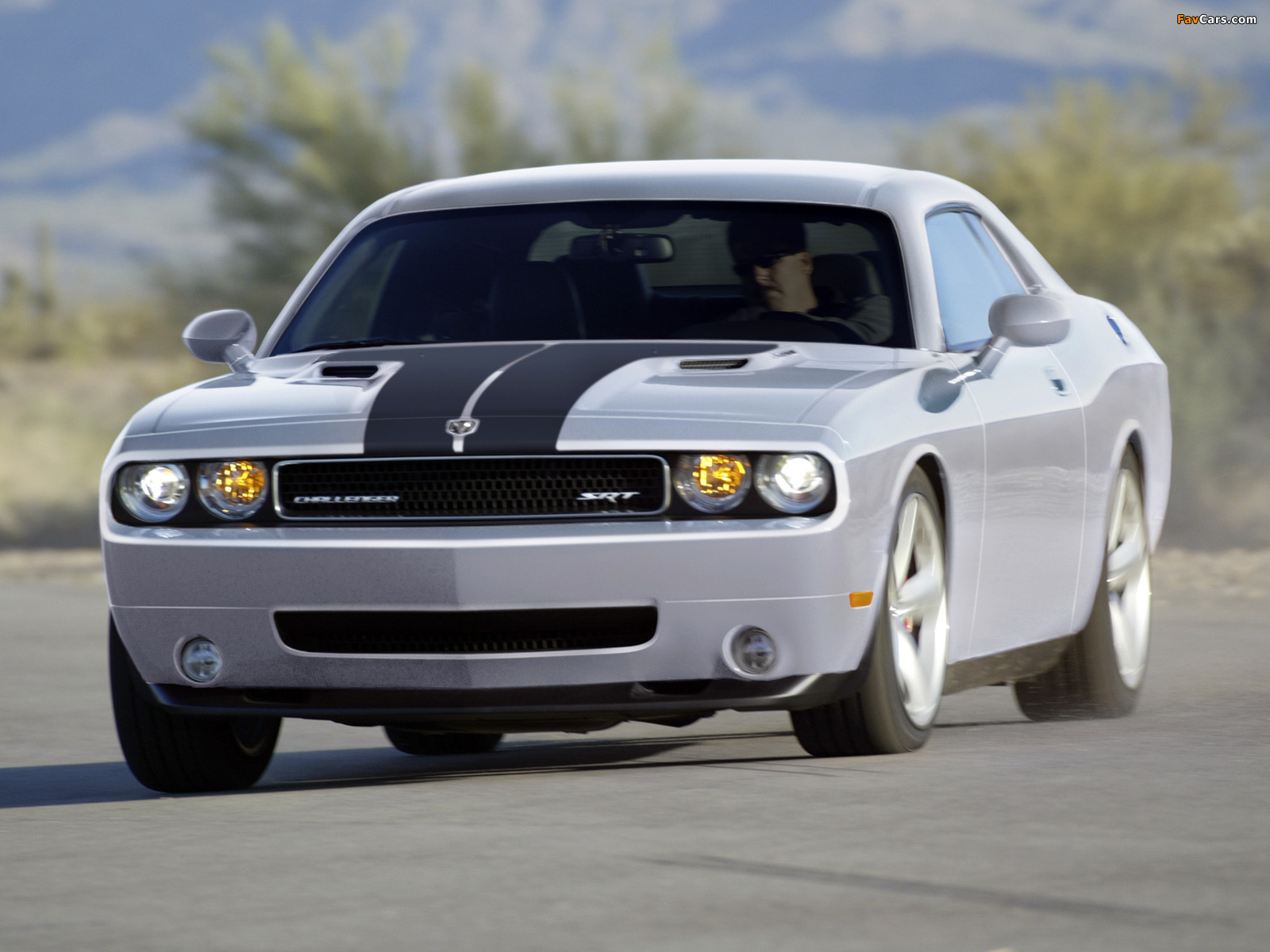 Dodge Challenger SRT8 (LC) 2008–10 wallpapers (1600 x 1200)