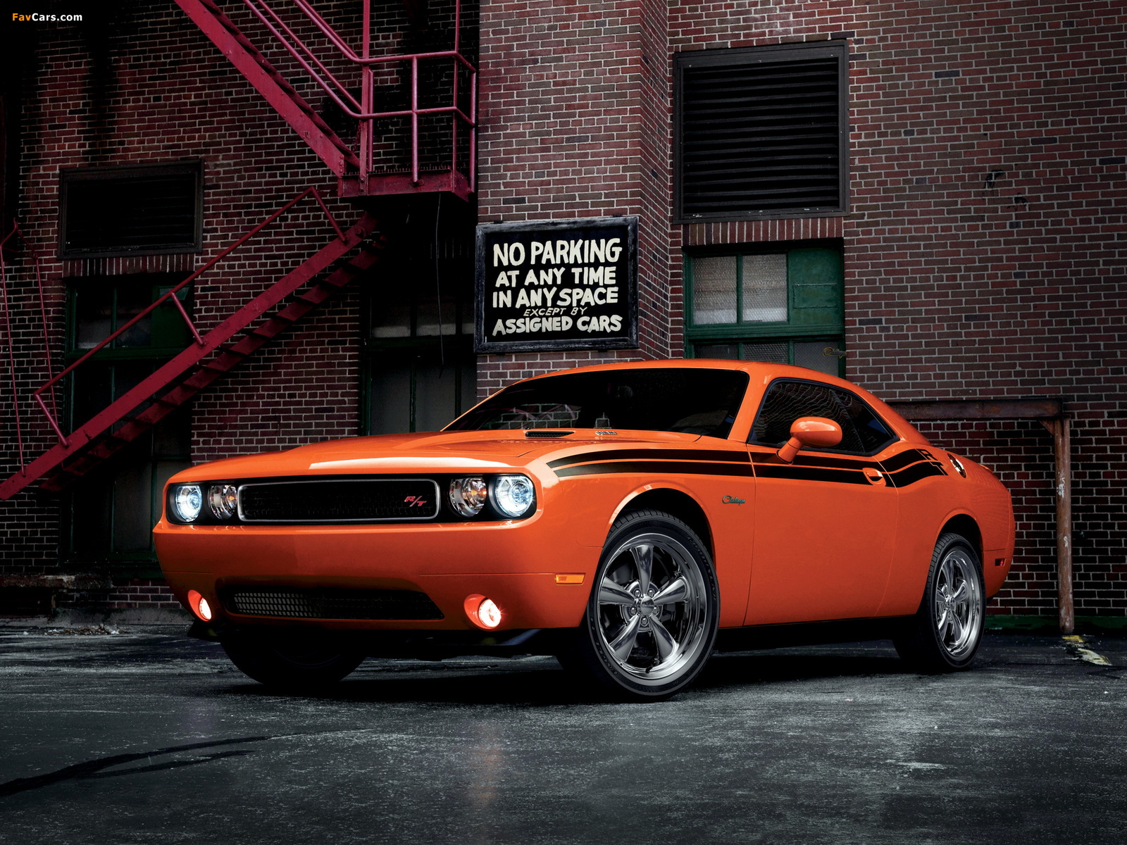 Dodge Challenger R/T Classic (LC) 2010 pictures (1600 x 1200)