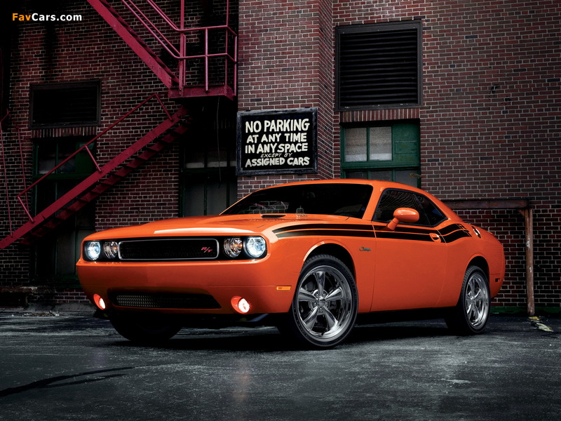 Dodge Challenger R/T Classic (LC) 2010 pictures (800 x 600)
