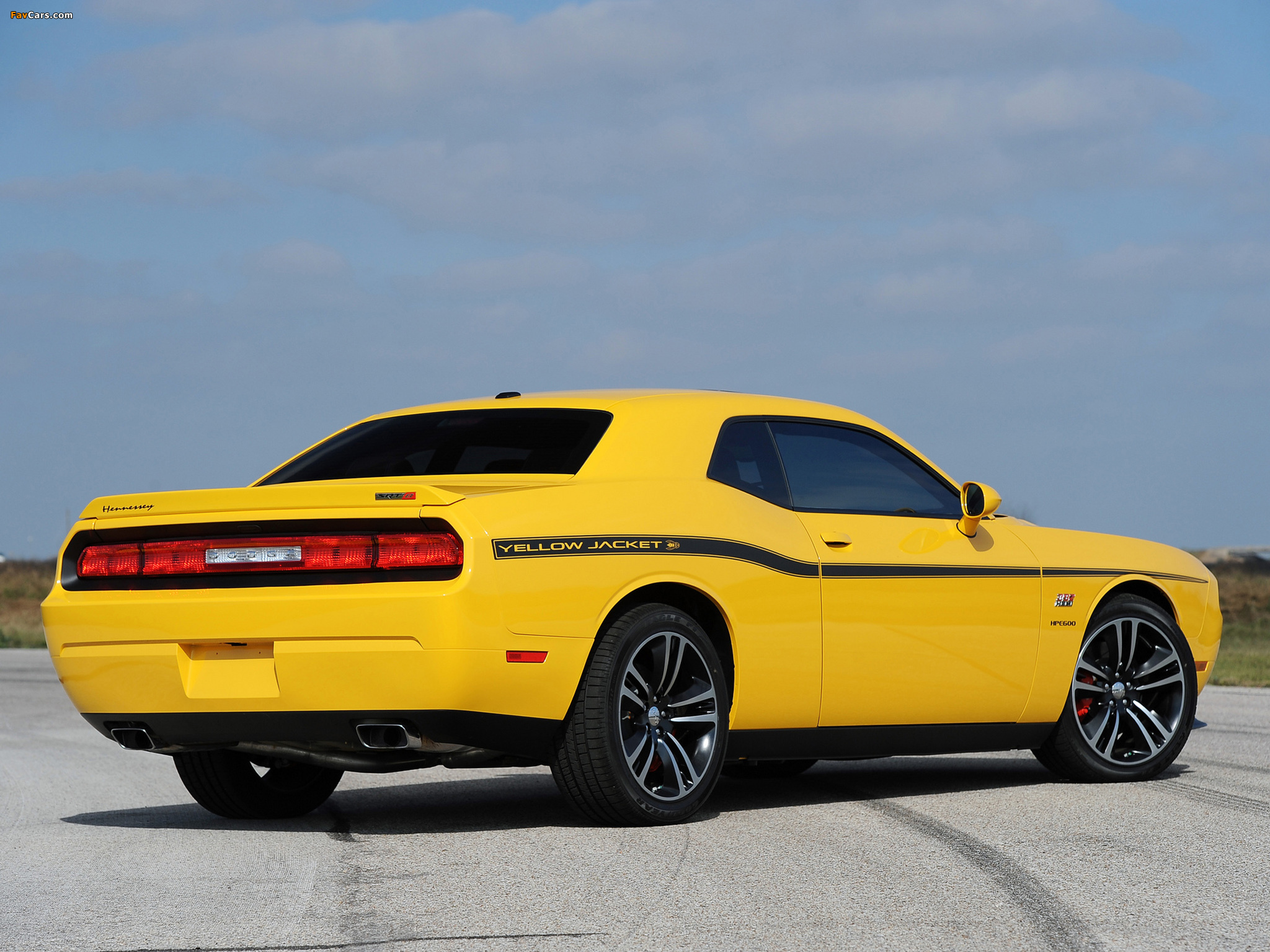Hennessey Dodge Challenger SRT8 392 Yellow Jacket (LC) 2012 pictures (2048 x 1536)