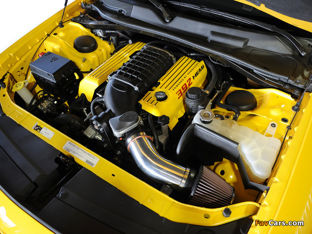 Images of Hennessey Dodge Challenger SRT8 392 Yellow Jacket (LC) 2012 (640 x 480)
