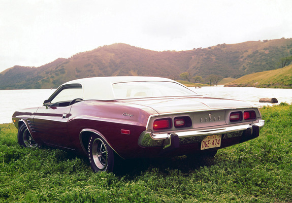 Photos of Dodge Challenger Rallye 1974