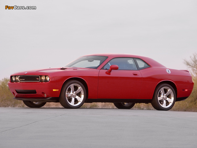 Photos of Dodge Challenger R/T (LC) 2008–10 (640 x 480)