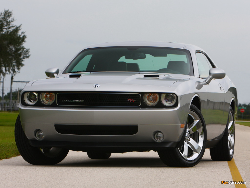 Photos of Dodge Challenger R/T (LC) 2008–10 (1024 x 768)