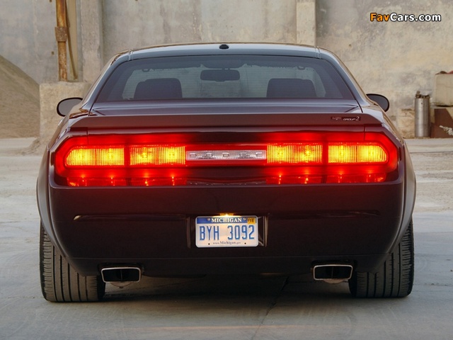 Photos of Classic Design Concepts Group 2 Widebody Challenger (LC) 2009 (640 x 480)