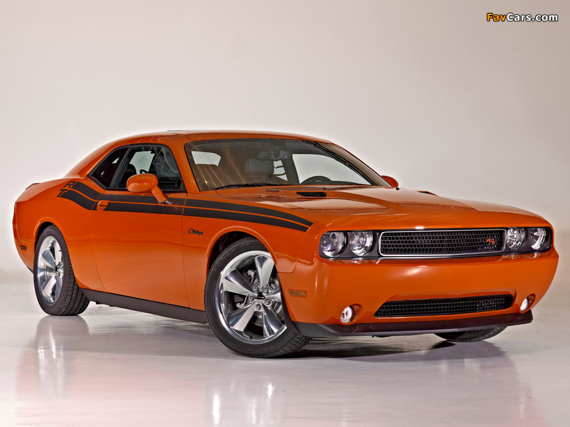 Photos of Dodge Challenger R/T Classic (LC) 2010 (800 x 600)