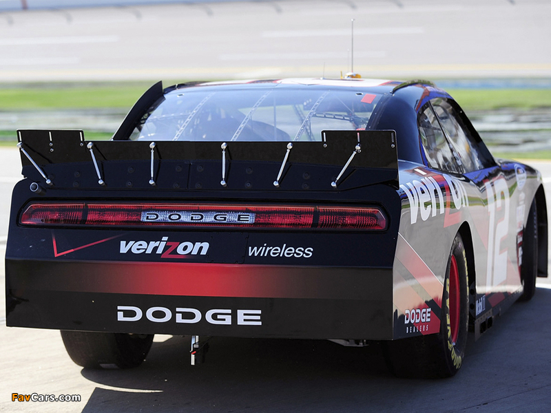 Photos of Dodge Challenger R/T NASCAR Nationwide Series (LC) 2010–12 (800 x 600)