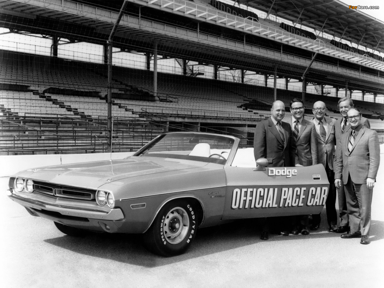 Pictures of Dodge Challenger Convertible Indy 500 Pace Car 1971 (1280 x 960)