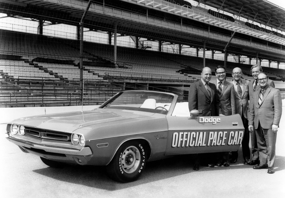 Pictures of Dodge Challenger Convertible Indy 500 Pace Car 1971