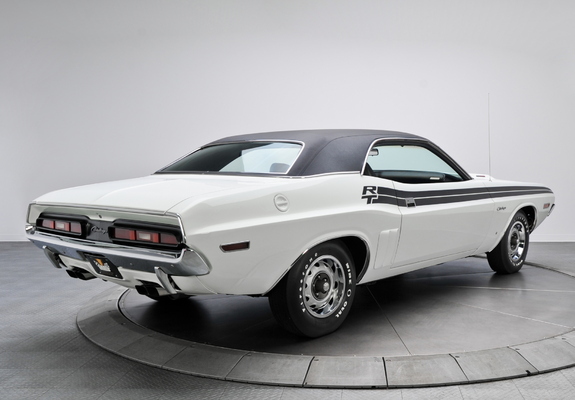 Pictures of Dodge Challenger R/T 1971