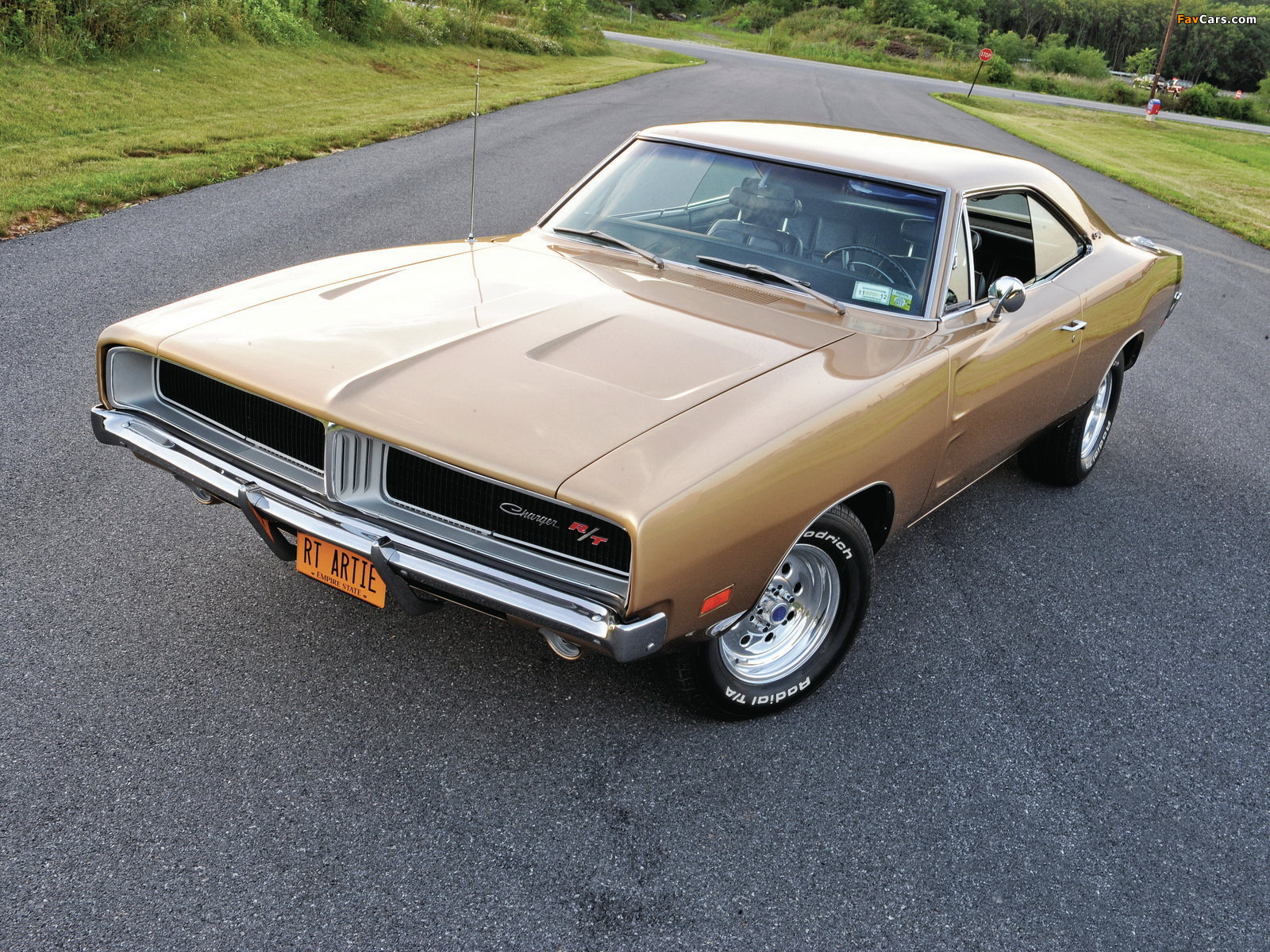 Dodge Charger R/T (XS29) 1969 wallpapers (1600 x 1200)