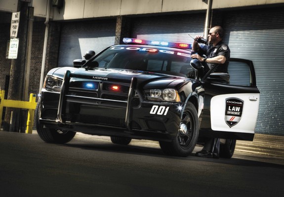 Dodge Charger Pursuit 2010 pictures