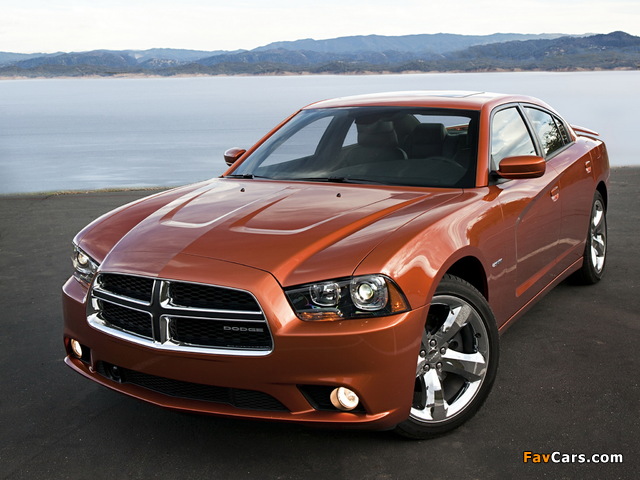 Dodge Charger R/T 2011 images (640 x 480)