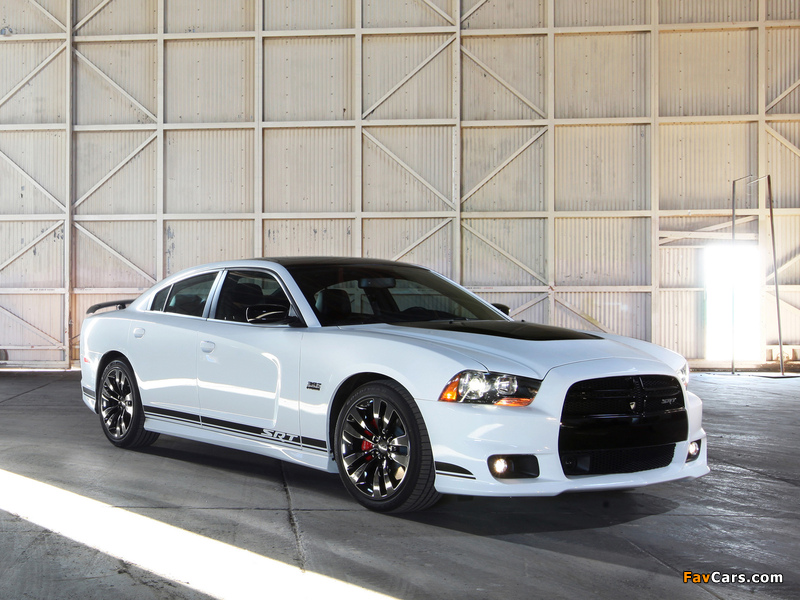 Dodge Charger SRT8 392 Appearance Package 2013 photos (800 x 600)